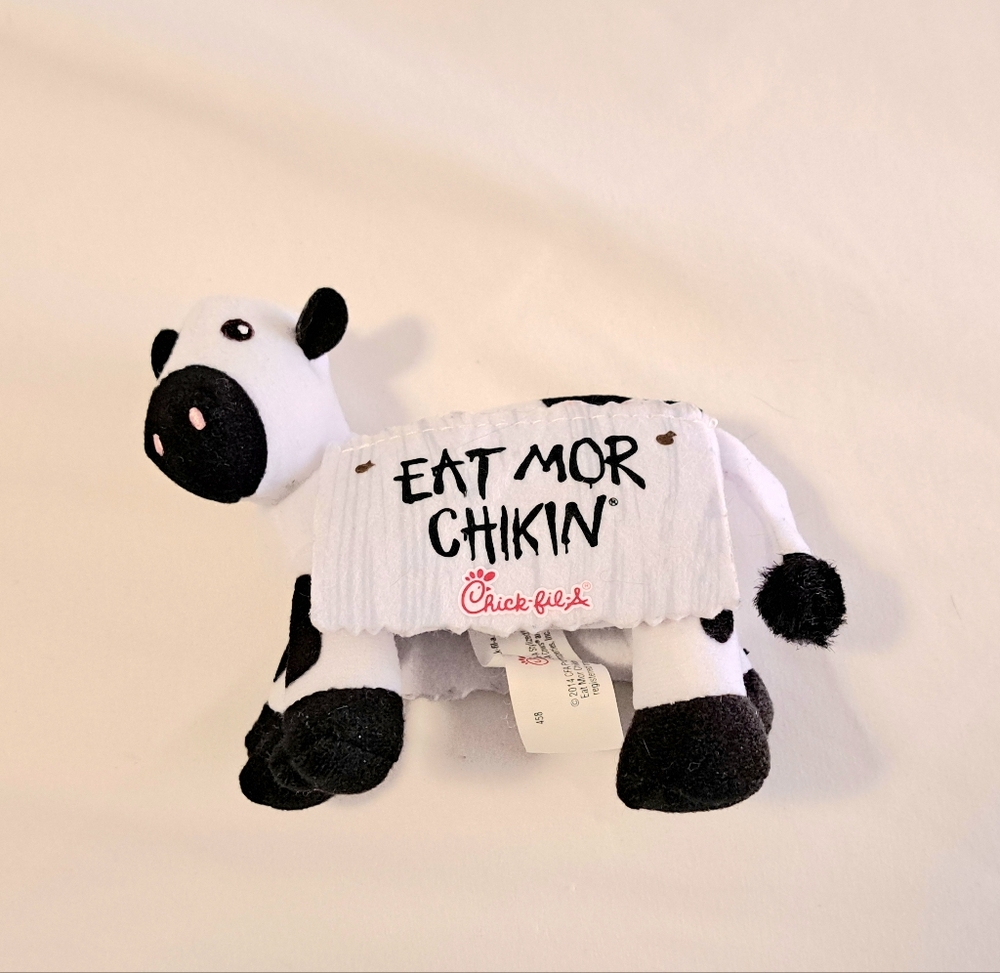 Chick-fil-A Cow Plush 2014 "Eat More Chicken" 4.5” Advertising Promo